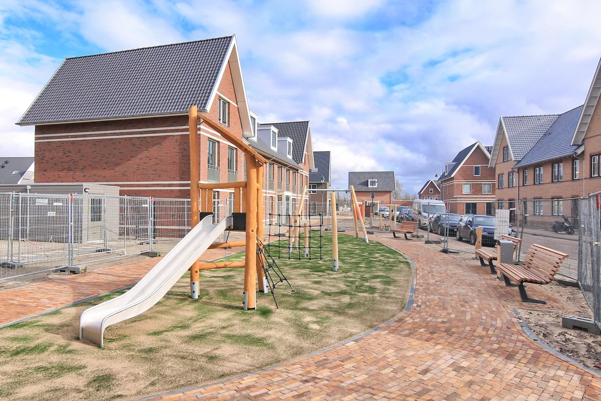 Speeltuintje Silenestraat is geopend.